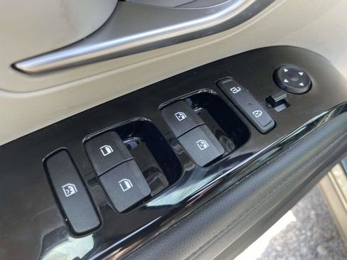 Used 2022 Hyundai Tucson Limited w/ Cargo Package image 6