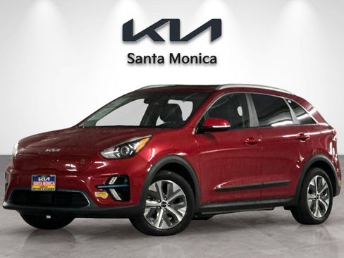 Certified 2022 Kia Niro EX Premium image 2