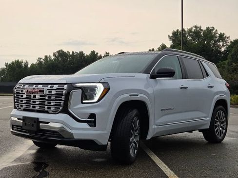 New 2026 GMC Terrain Denali AWD/4WD image 13