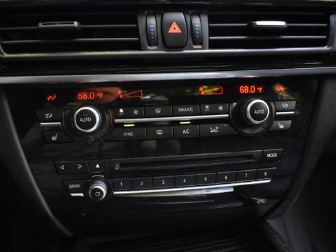Used 2018 BMW X5 xDrive35i AWD/4WD image 28