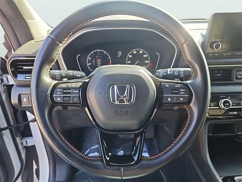 Certified 2023 Honda Pilot Sport image 26