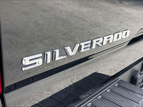 Used 2025 Chevrolet Silverado 2500 Custom w/ Custom Value Package AWD/4WD image 31