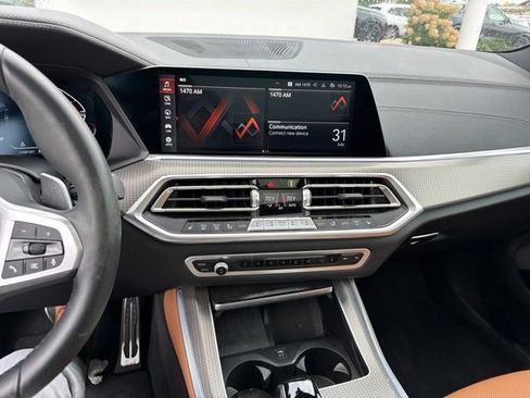Used 2023 BMW X5 xDrive40i w/ M Sport Package AWD/4WD image 15