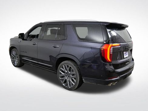 Used 2025 GMC Yukon Denali Ultimate AWD/4WD image 7