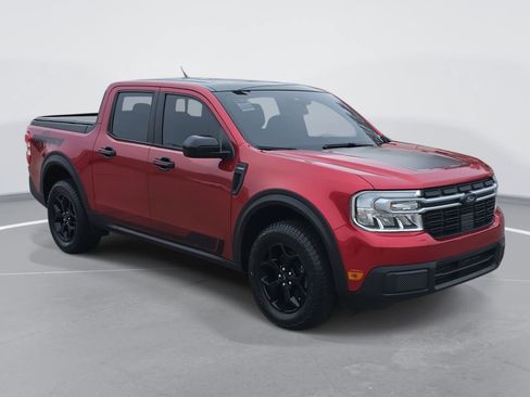 Used 2022 Ford Maverick Lariat w/ Lariat Luxury Package image 3