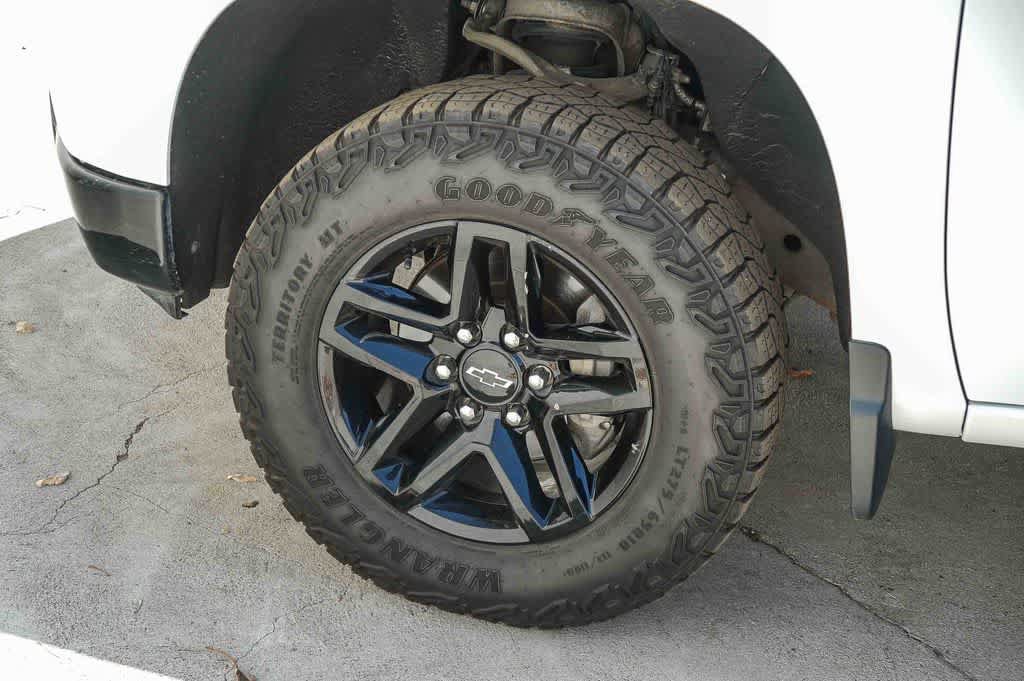 Used 2022 Chevrolet Silverado 1500 LT Trail Boss AWD/4WD image 11