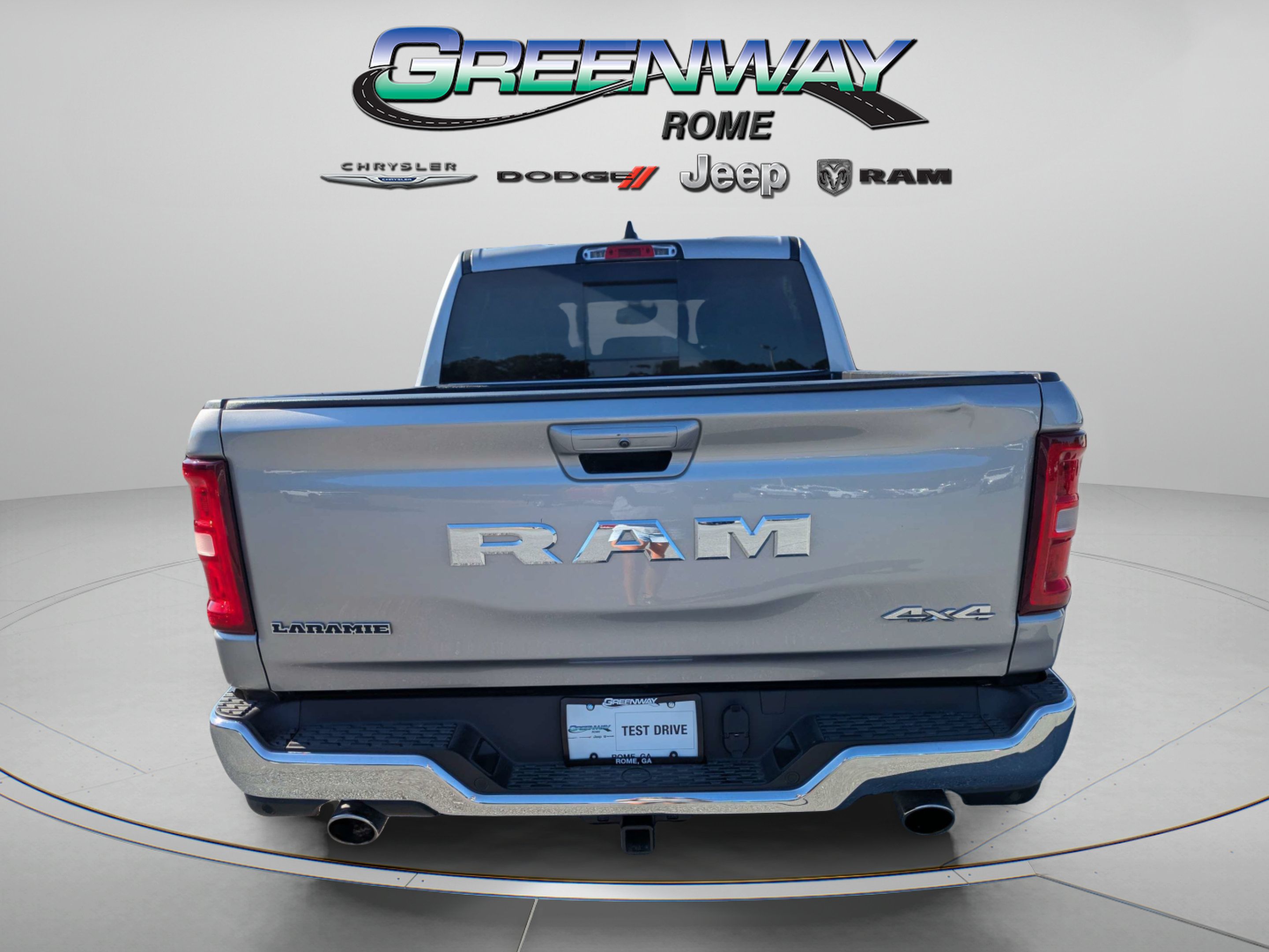 Used 2026 RAM 1500 Laramie AWD/4WD image 6