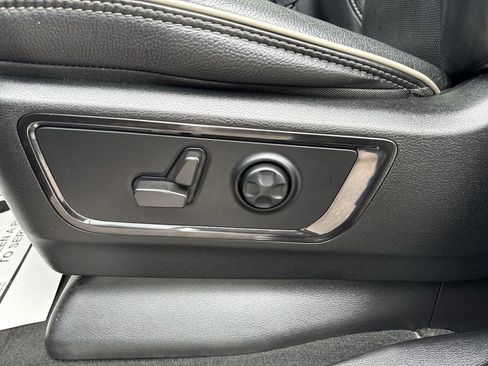 Used 2022 RAM 1500 Limited w/ Night Edition AWD/4WD image 14
