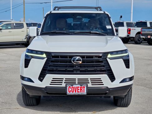 Used 2025 Lexus GX 550 w/ Accessory Package (2T) AWD/4WD image 2
