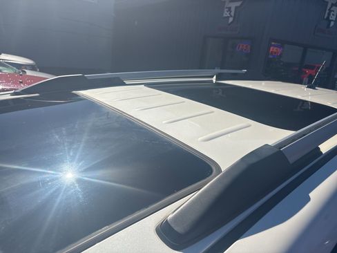 Used 2014 GMC Acadia SLT image 11