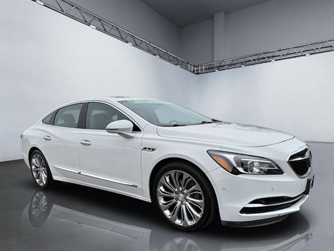 Used 2017 Buick LaCrosse Premium w/ Driver Confidence Package #2 AWD/4WD image 9