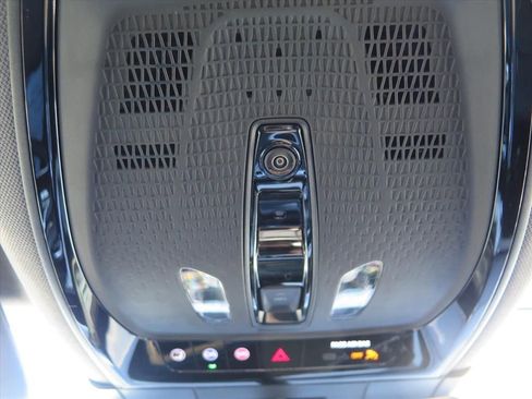 New 2026 Cadillac Optiq Luxury 2 image 21