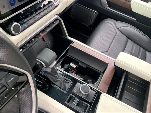 Used 2023 Toyota Tundra Capstone image 16