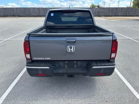 Used 2017 Honda Ridgeline RTL-T image 4