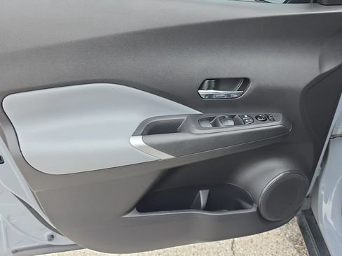 Certified 2024 Nissan Kicks SR w/ SR Premium Package FWD image 17