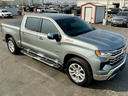 Used 2025 Chevrolet Silverado 1500 LTZ image 4