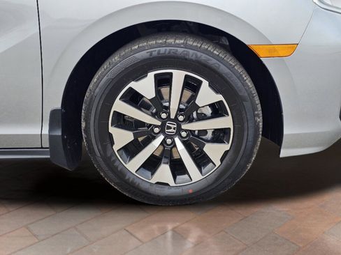 New 2026 Honda Odyssey EX-L image 6