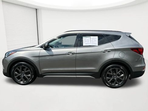 Used 2018 Hyundai Santa Fe Sport 2.0T AWD/4WD image 8