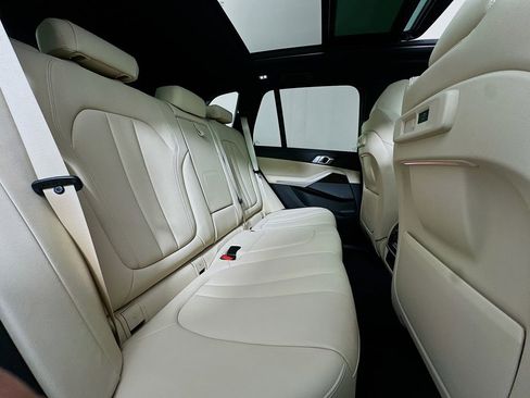 Used 2020 BMW X5 sDrive40i w/ Premium Package image 29