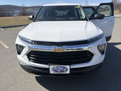 New 2026 Chevrolet TrailBlazer LS AWD/4WD image 32