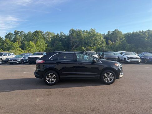 Used 2022 Ford Edge SEL w/ Convenience Package AWD/4WD image 5