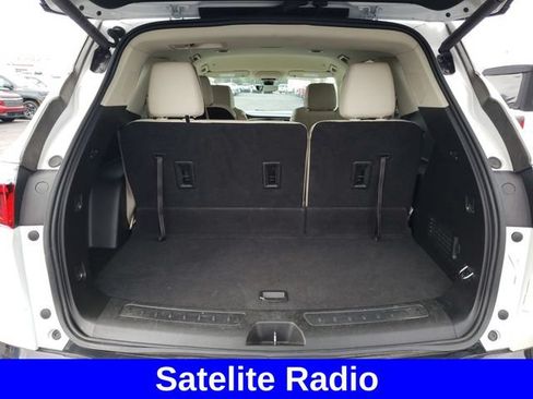 Used 2024 Buick Enclave Essence w/ Sport Touring Edition AWD/4WD image 21