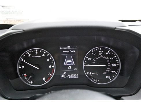 Used 2024 Subaru Crosstrek 2.0i Premium AWD/4WD image 14