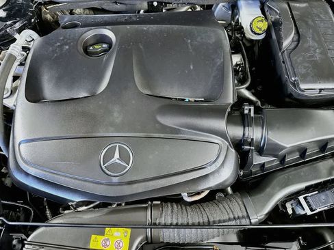 Used 2018 Mercedes-Benz CLA 250 image 9