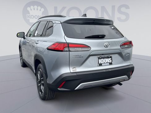New 2026 Toyota Corolla Cross XLE image 2