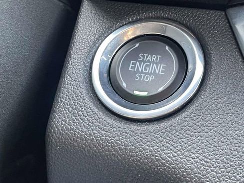 Used 2025 Buick Envista Sport Touring image 22