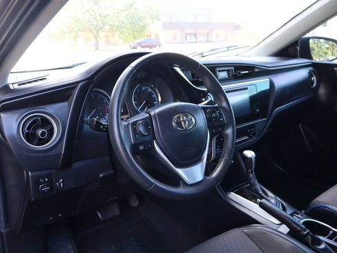 Used 2018 Toyota Corolla SE w/ Carpet Mat Package (TMS) FWD image 15
