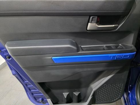 Used 2024 Toyota Tacoma TRD Sport image 11