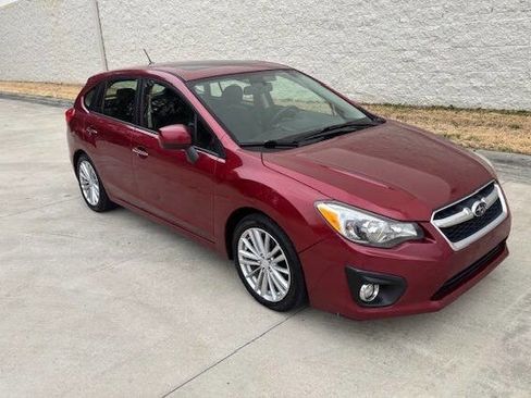 Used 2014 Subaru Impreza 2.0i Limited image 19