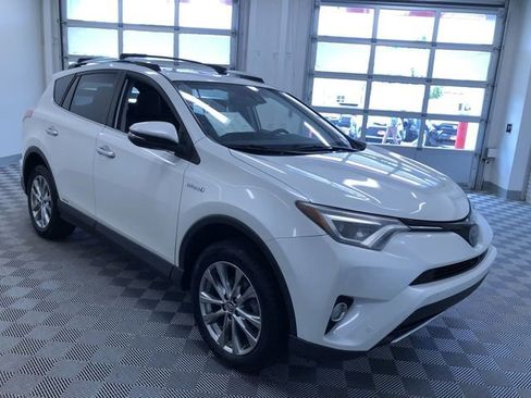 Used 2016 Toyota RAV4 Limited w/ Advanced Technology Package AWD/4WD image 37