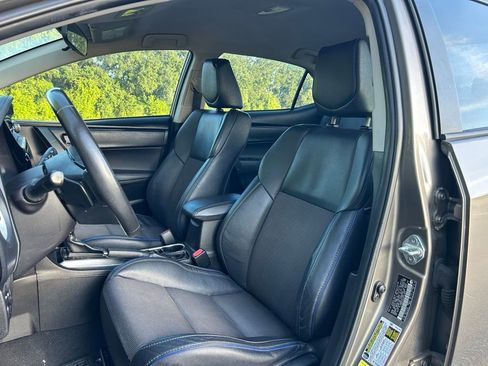 Used 2017 Toyota Corolla SE FWD image 15