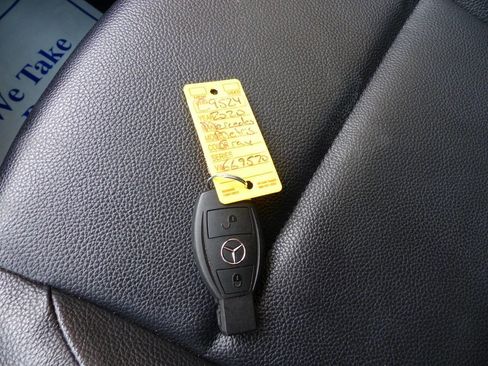 Used 2020 Mercedes-Benz Metris image 39