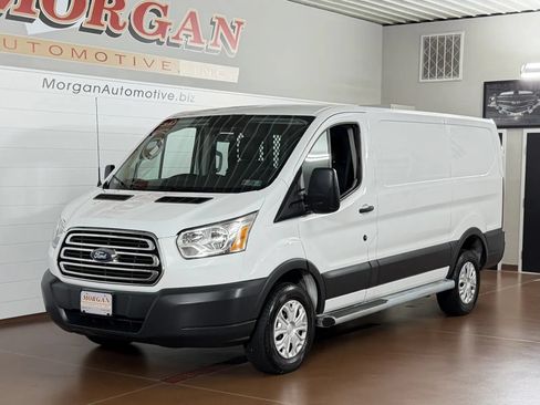 Used 2018 Ford Transit 250 130 Low Roof w/ Exterior Upgrade Package RWD image 7