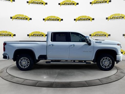 Used 2023 Chevrolet Silverado 2500 High Country AWD/4WD image 6