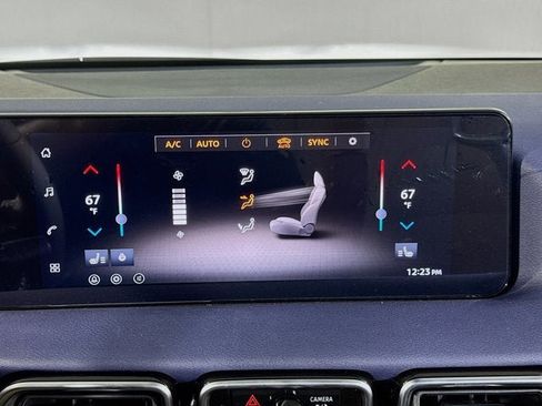 New 2026 Nissan Sentra SL w/ Floor Mat Package FWD image 16