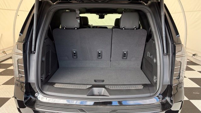 New 2026 Chevrolet Tahoe High Country AWD/4WD image 4