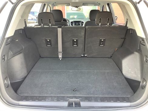 Used 2018 GMC Terrain SLE FWD image 13