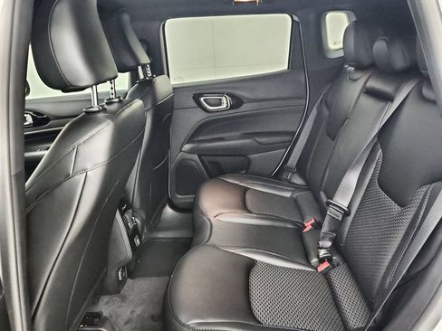 New 2026 Jeep Compass Latitude AWD/4WD image 30