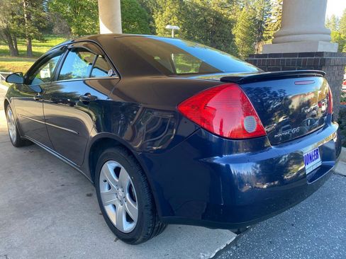 Used 2009 Pontiac G6 Sedan FWD image 3
