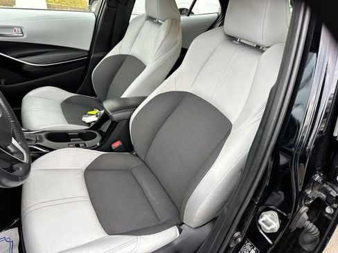 Used 2023 Toyota Corolla XSE image 12