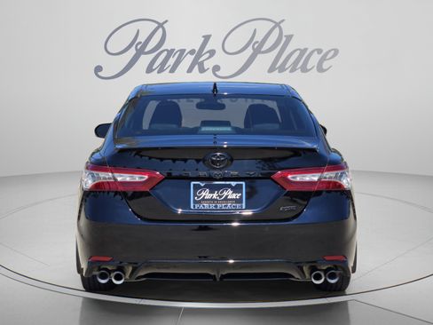 Used 2020 Toyota Camry XSE w/ Driver Assist Package FWD image 3