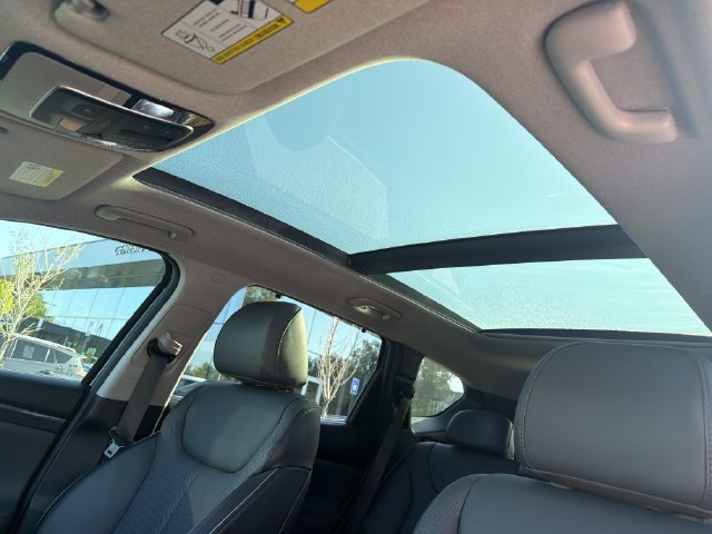 Certified 2023 Hyundai Santa Fe Limited FWD image 36