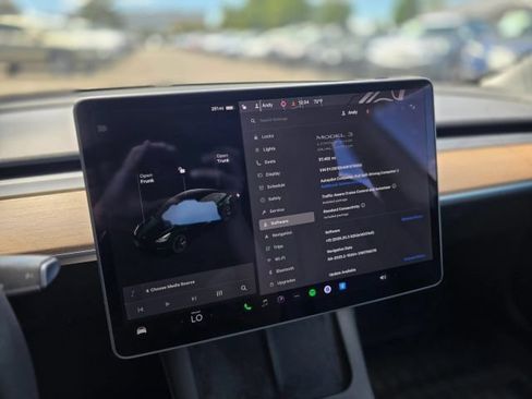 Used 2021 Tesla Model 3 Long Range AWD/4WD image 2