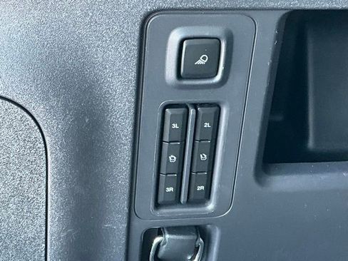 Used 2025 Ford Expedition Platinum AWD/4WD image 22