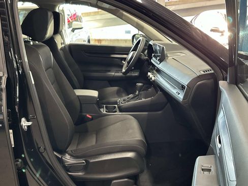 Used 2023 Honda CR-V EX image 12