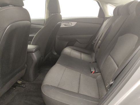 Used 2022 Kia Forte LXS FWD image 18
